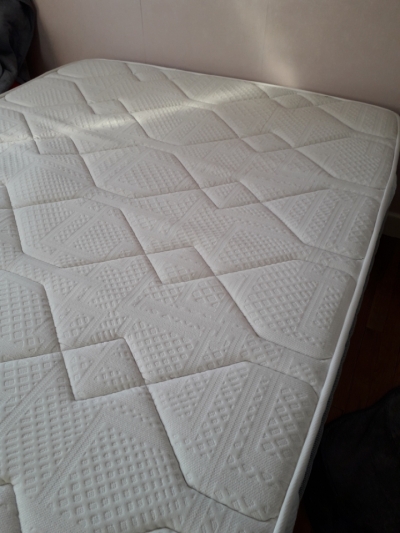 Photo don Donne matelas bultex 140x190